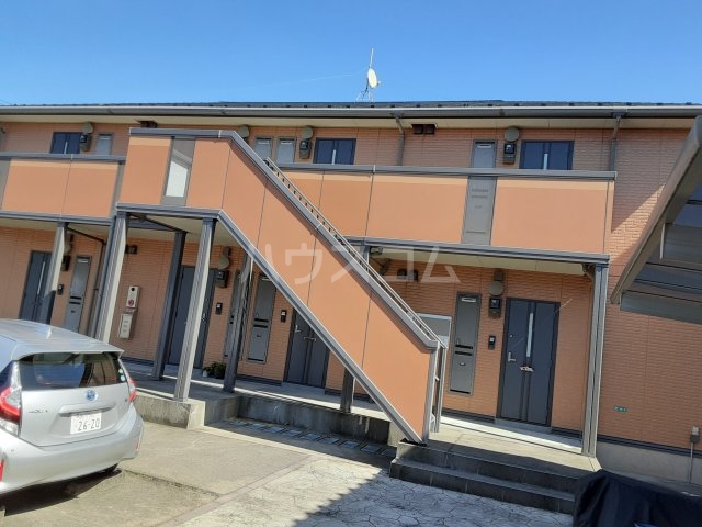 17/27 エントランス