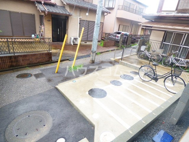 22/30 駐車場
