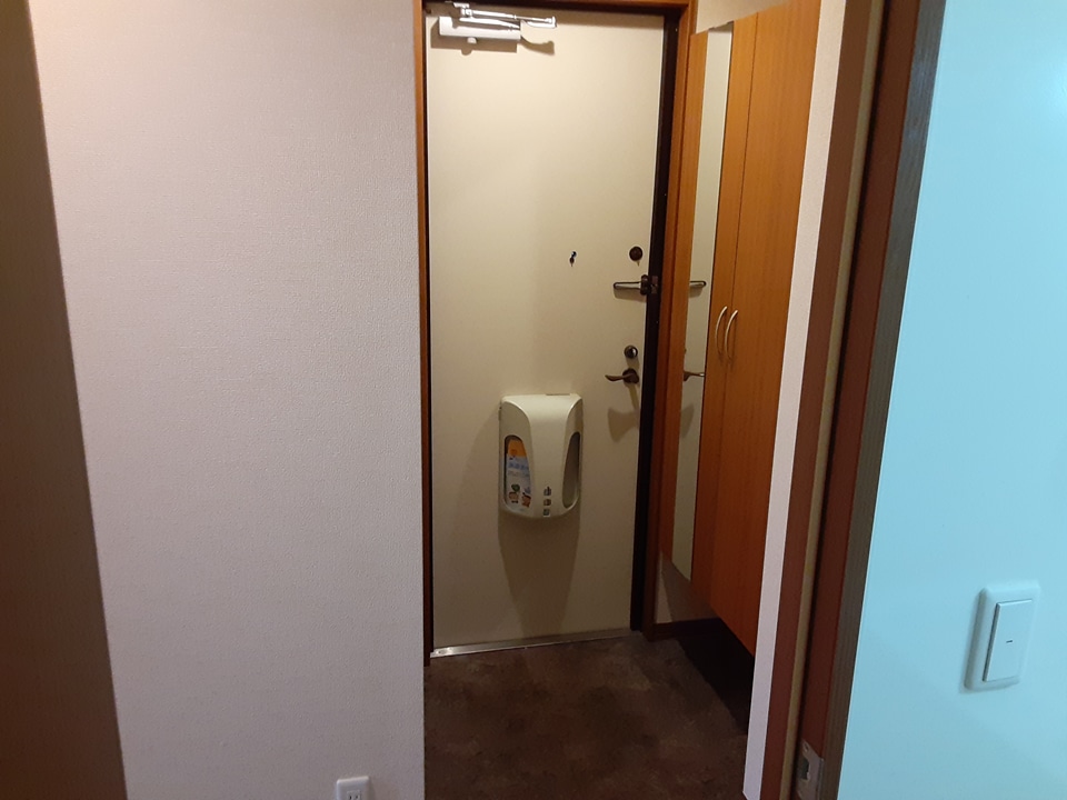 14/30 玄関