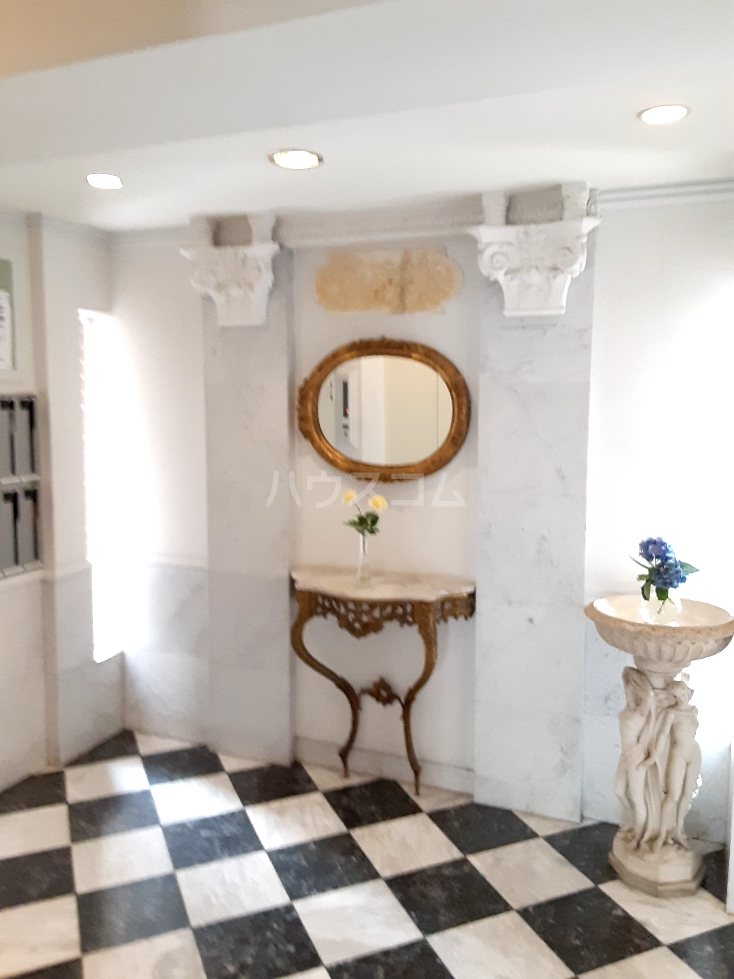 29/30 エントランス