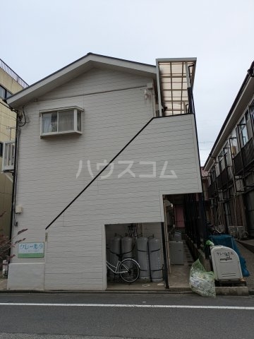 21/27 エントランス