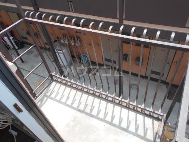 19/30 バルコニー