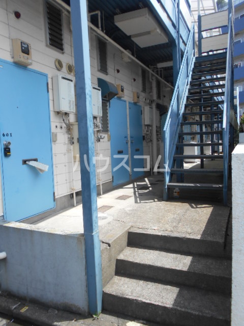 2/10 エントランス