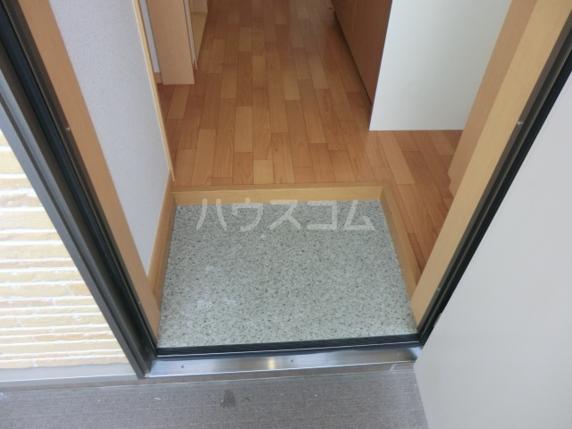 14/30 玄関