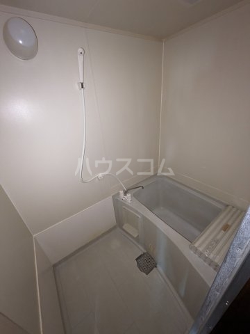 13/29 浴室