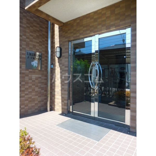 15/25 エントランス