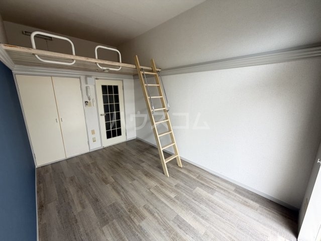 8/30 寝室