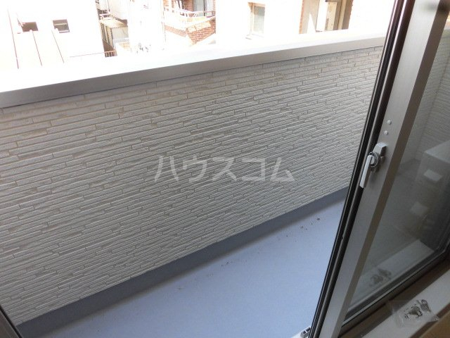 19/30 バルコニー