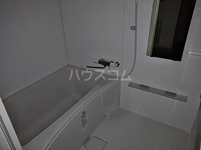 13/30 浴室