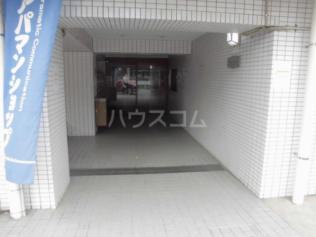 3/4 エントランス