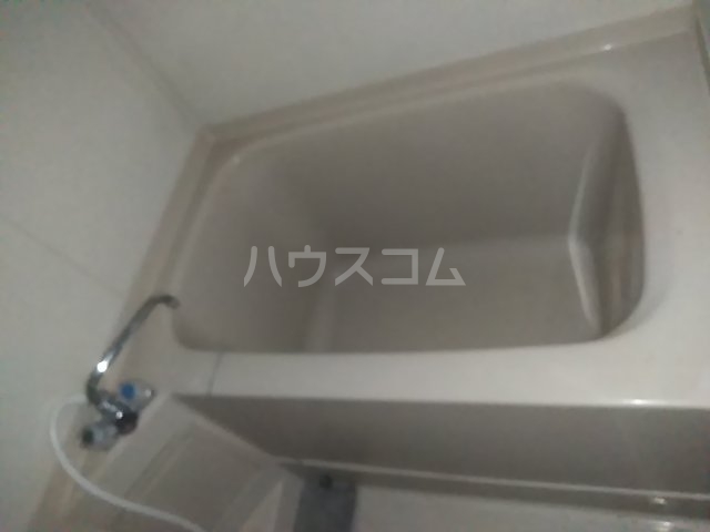 17/30 浴室