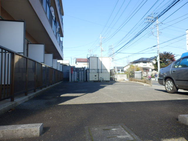 2/10 駐車場