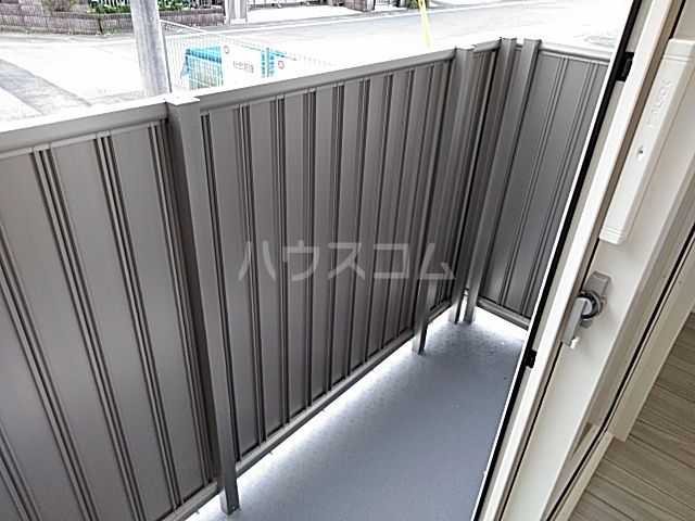 18/28 バルコニー