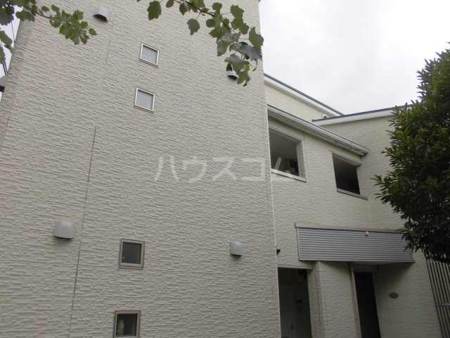 2/8 外観