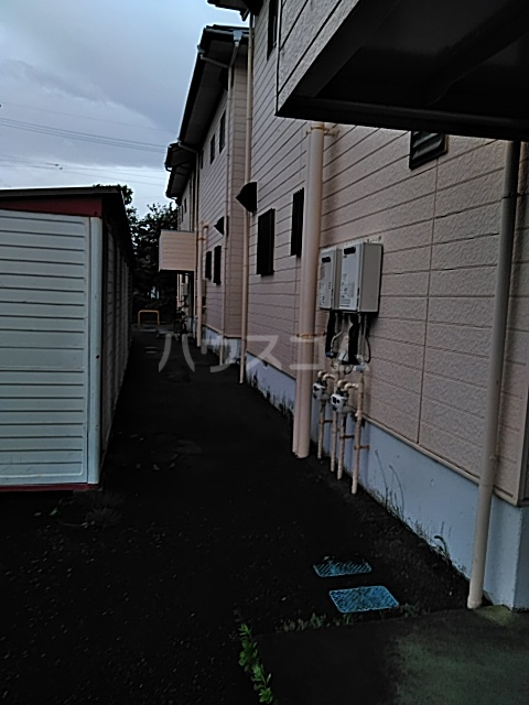 18/21 エントランス