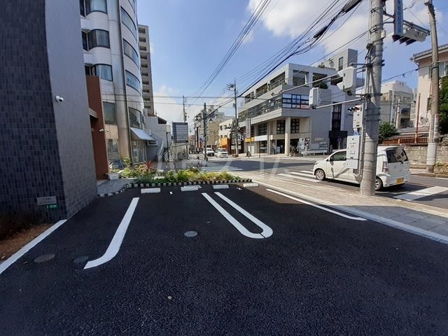 28/30 駐車場