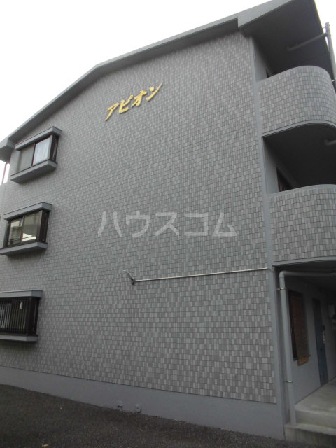 25/29 エントランス