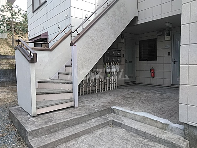 22/29 エントランス