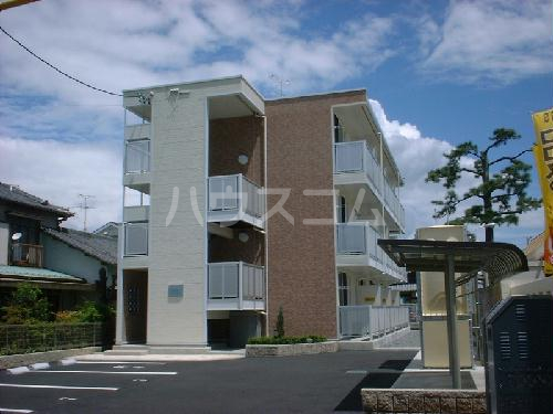 14/17 エントランス