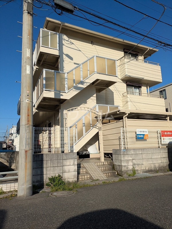 3/5 エントランス