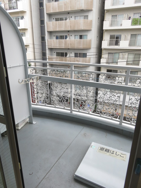 15/22 バルコニー