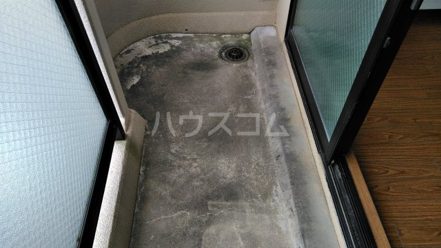 17/23 バルコニー