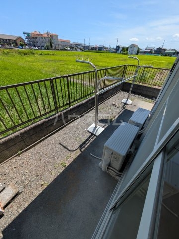 16/18 バルコニー