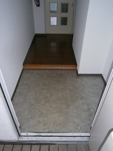 5/19 玄関