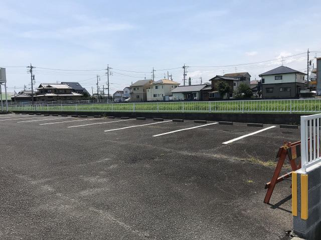 20/22 駐車場