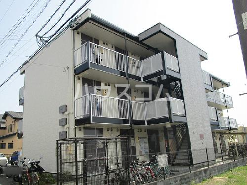 16/17 エントランス