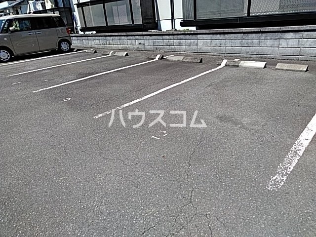2/2 駐車場