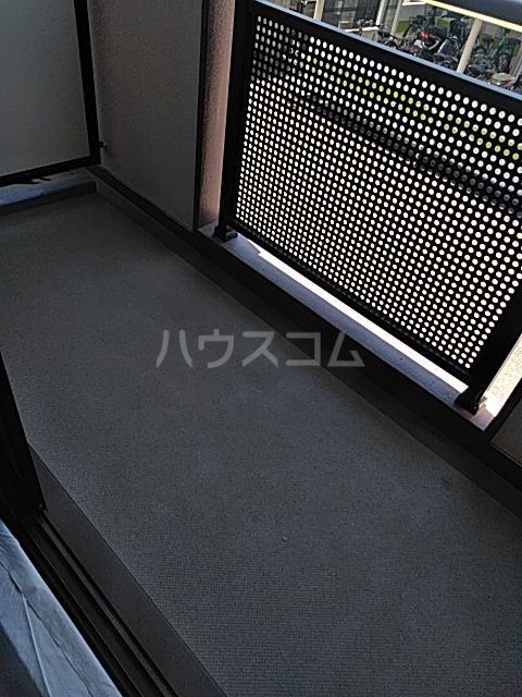 18/25 バルコニー