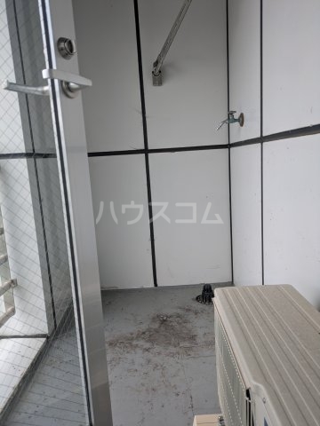 15/22 バルコニー