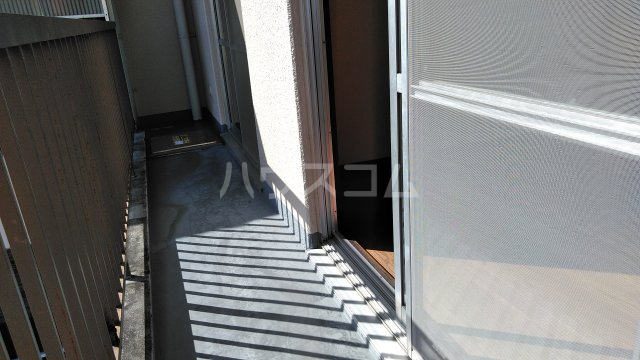 25/30 バルコニー