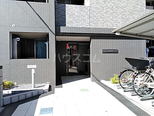 29/30 エントランス