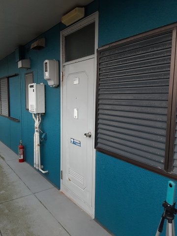 2/4 エントランス