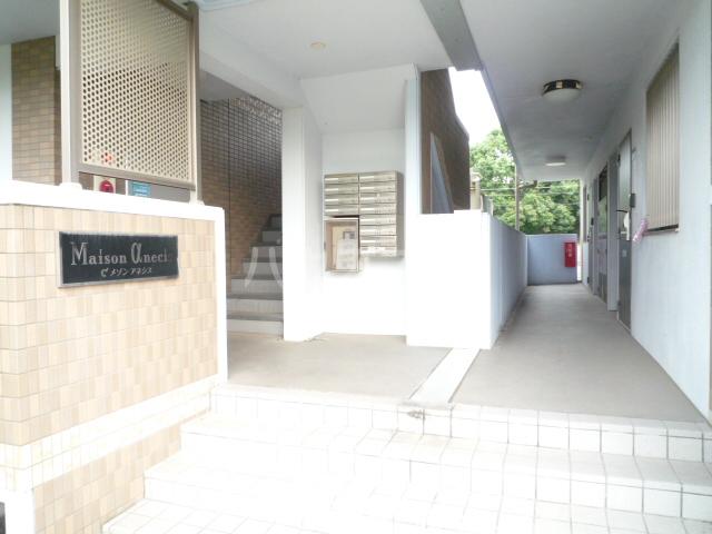 17/26 エントランス