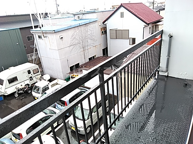 18/28 バルコニー