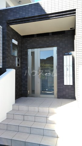 21/24 エントランス