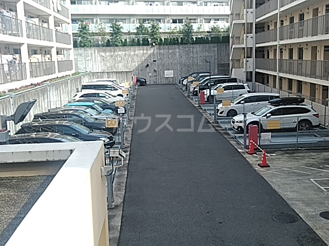 28/29 駐車場