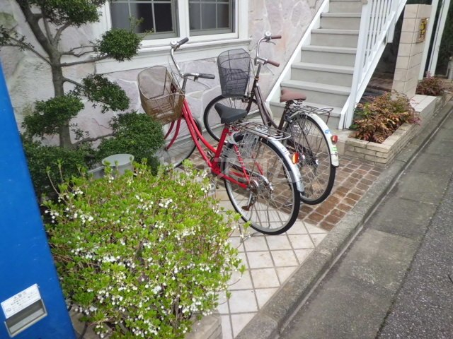 15/25 エントランス