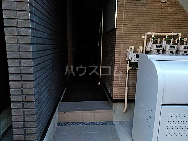 19/29 エントランス