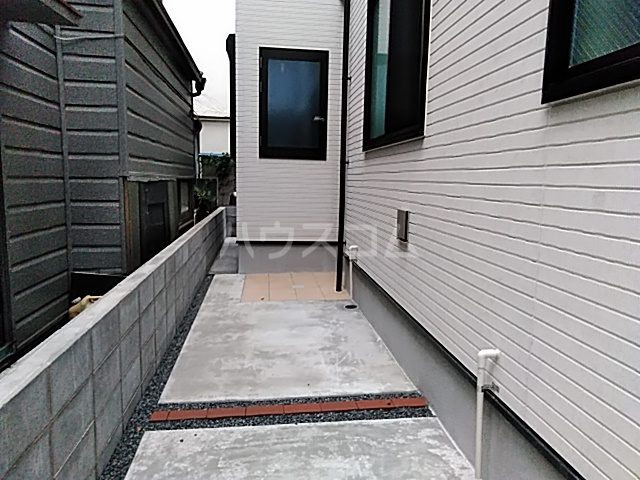 16/26 エントランス