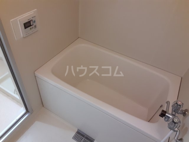 14/30 浴室