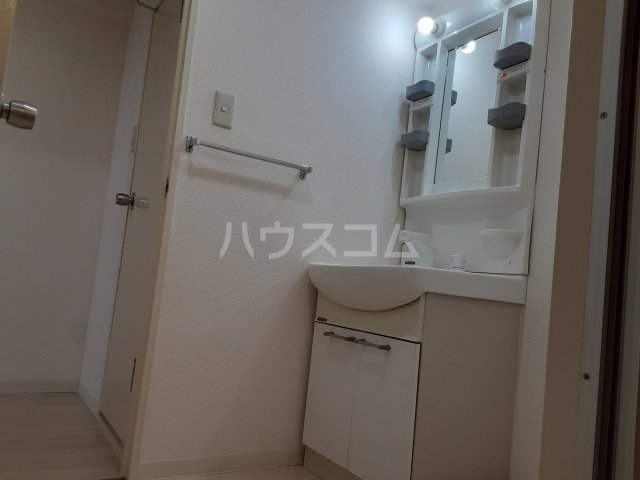 17/30 洗面