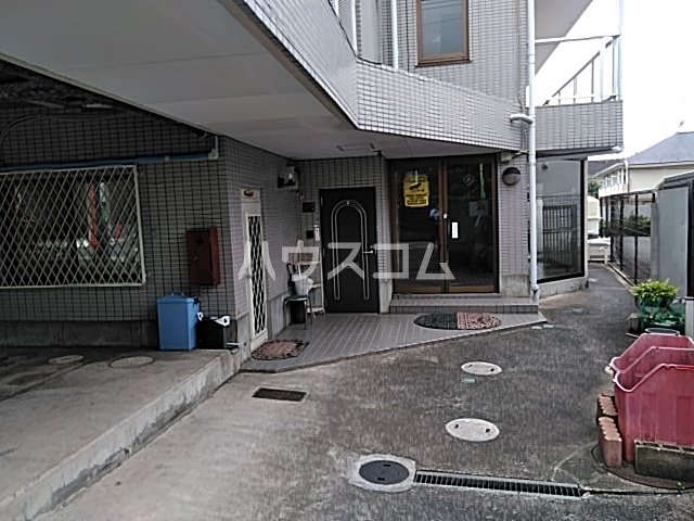 14/21 エントランス