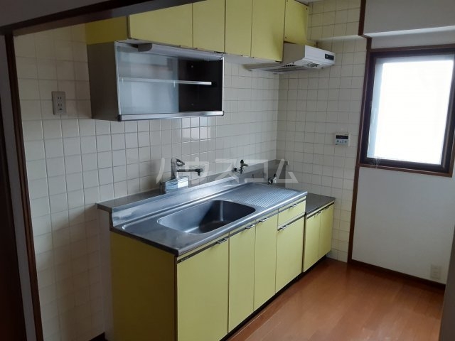 13/30 キッチン