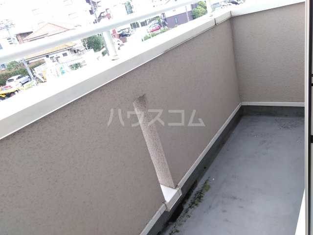 21/27 バルコニー