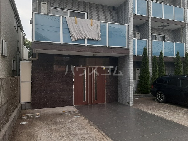 4/5 エントランス