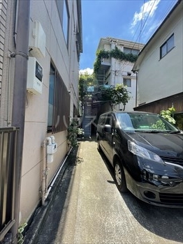 20/29 エントランス